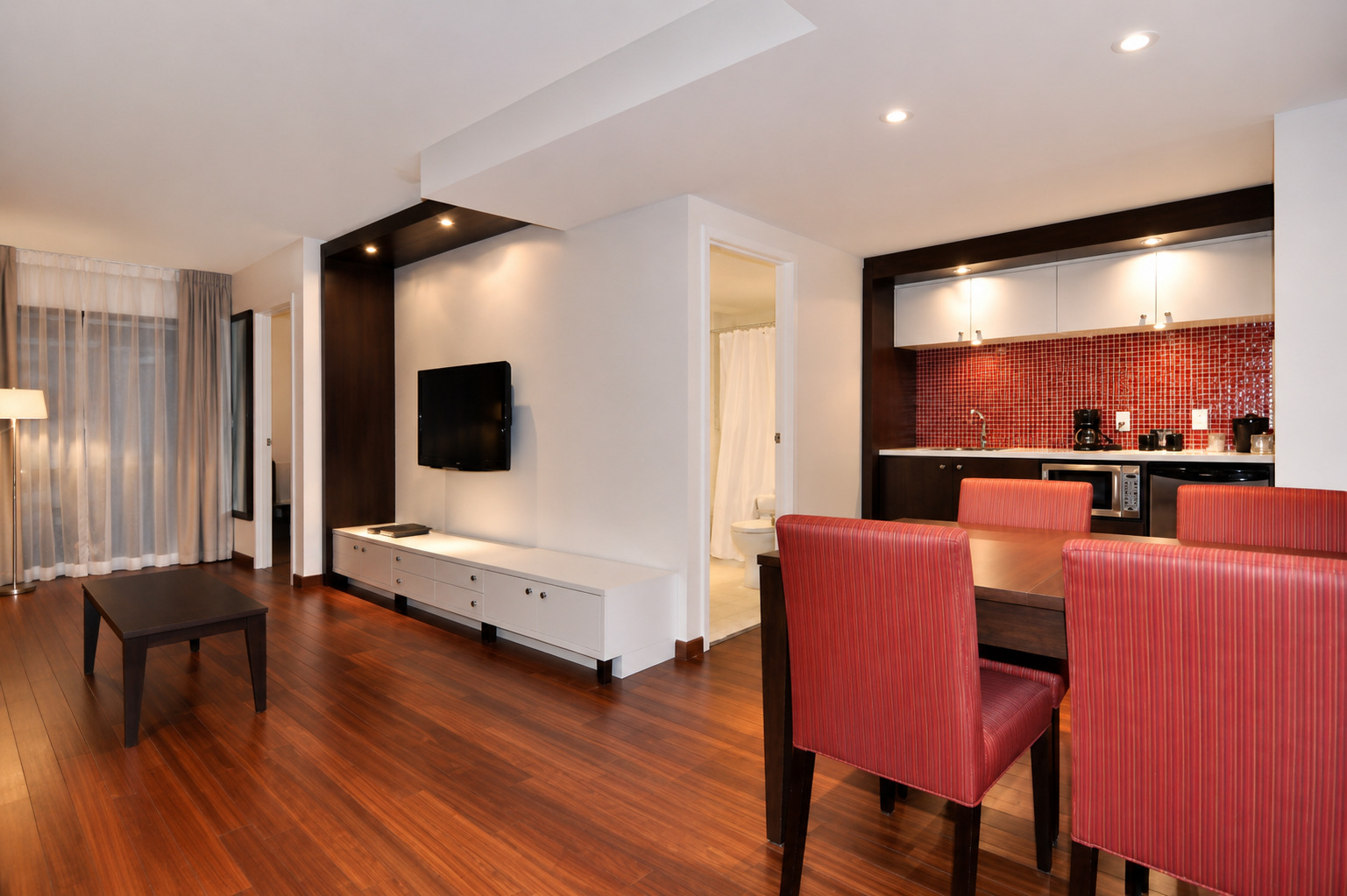 Suite avec deux chambres et cuisinette ― Étage supérieur