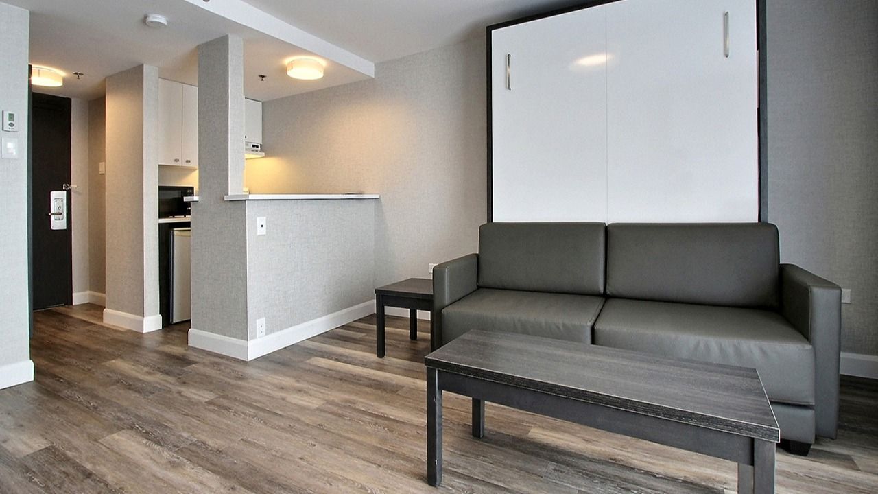 Suite avec une chambre et cuisinette